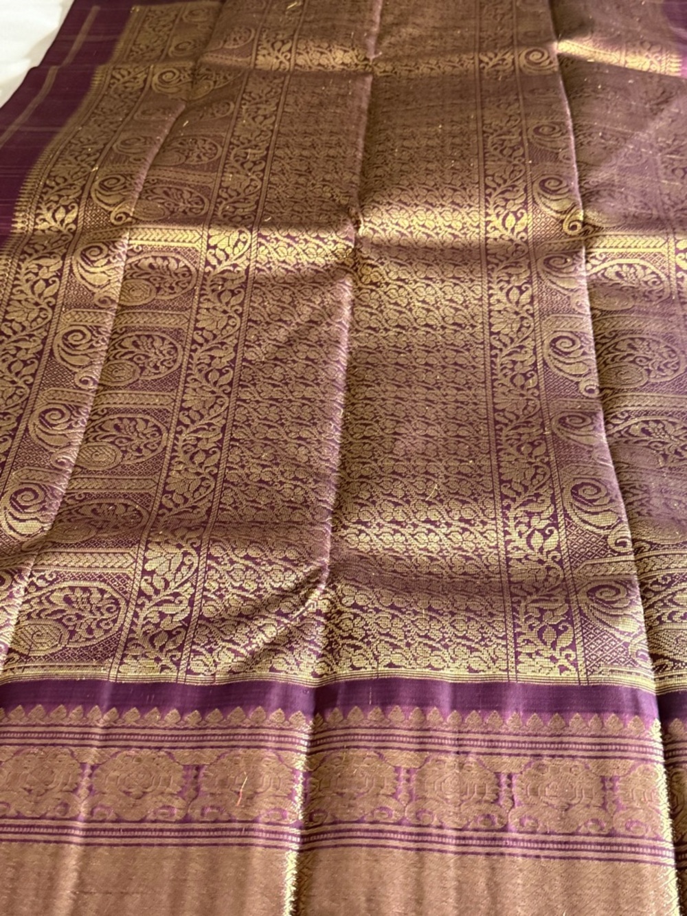 Women's Maroon Kanjivaram Silk Saree with blouse piece - Picture 6 of 13